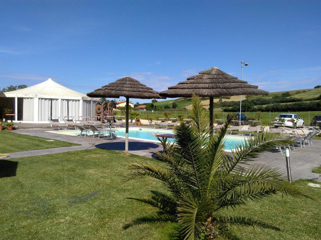 Quattro Stagioni Hotel Fano Exterior foto